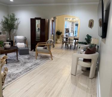 Cherry Street House | The Brass Tulip