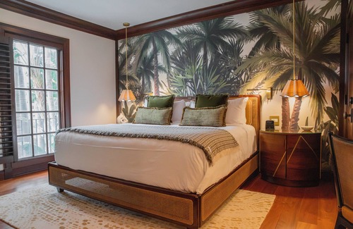 Palm Beach Hotel | The Brazilian Court Hotel