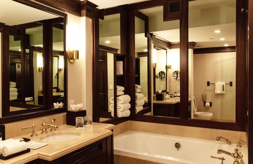 Palm Beach Hotel | The Brazilian Court Hotel