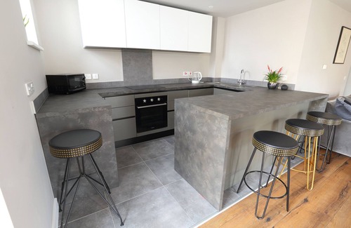 Dyserth Cottage | THE BREATHE RESIDENCE, family friendly in Dyserth
