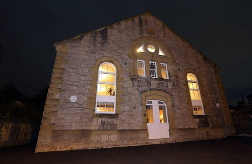 Dyserth Cottage | THE BREATHE RESIDENCE, family friendly in Dyserth