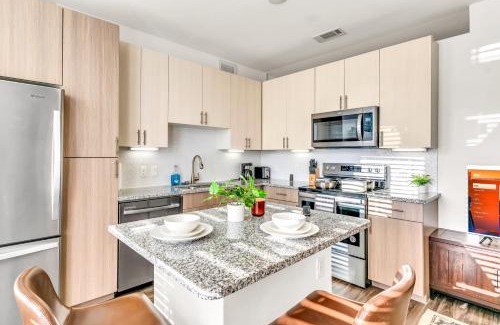 Fort Worth Apartment | The Breezy Chic Spot