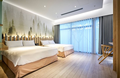 Puzi Hotel | The Brick Hotel