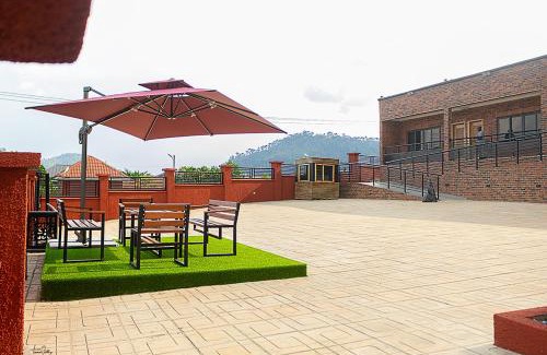 Pepease Hotel | THE bricks COURT