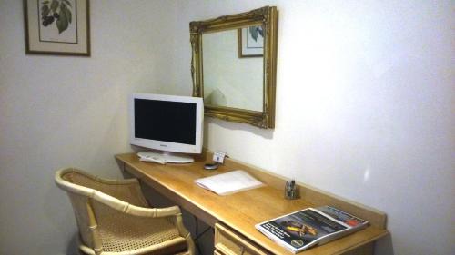 Prestbury Hotel | The Bridge