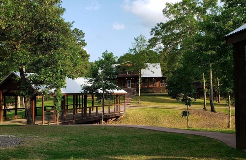 Montgomery House | The Bridge House located in an Beautiful RV Resort near Lake Conroe.