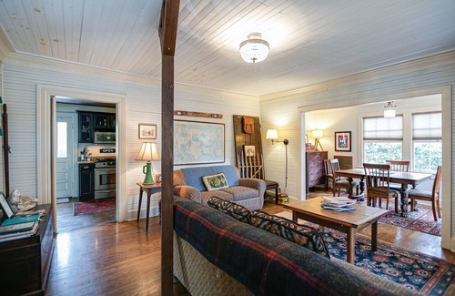 Leipers Fork House | The Brigadoon a Breathtaking Cottage in Leipers Fork
