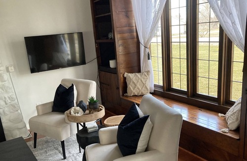 Town of Essex Cottage | The Brigette Vacation Cottage Rental