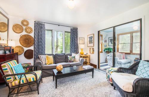 Union Pier House | The Bright Side