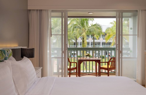 Khao Lak Resort | The Briza Beach Resort Khaolak