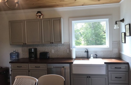 Locke Mills House | The Brookside House-Large, charming Historic House. Pet Friendly!