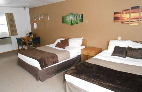 Keystone Hotel | The Brookside Motel by Belvilla Keystone Near Mt.Rushmore