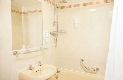 Milton Keynes Hotel | The Broughton Hotel