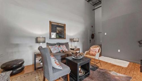 Downtown Apartment | The Buchanan Loft - Modern Comfort Meets Downtown Charm