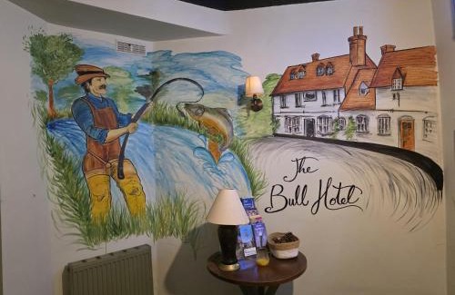 Woodfalls Bed & Breakfast | The Bull Hotel