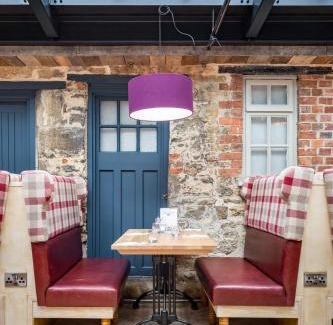 Olney Bed & Breakfast | The Bull Hotel