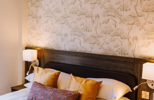 Stony Stratford Hotel | The Bull Hotel