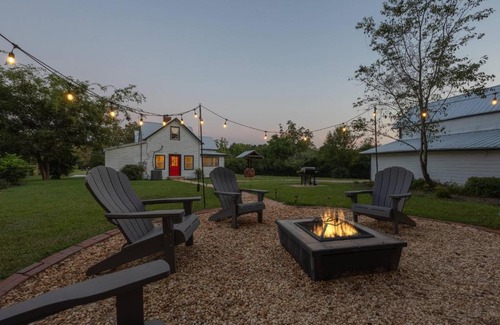 Athens House | The Bulldog Farmhouse 100 year old home