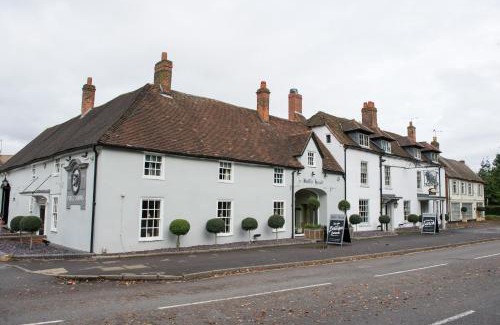Meriden Hotel | The Bulls Head by Innkeeper's Collection