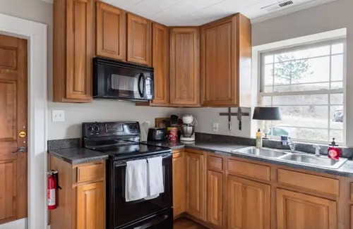 Rutherfordton House | The Bungalow at Purple Martin Greenway