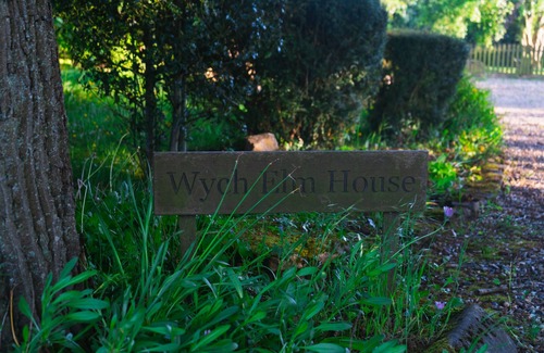 Knebworth House | The Bungalow by TAS | Private Luxury Home