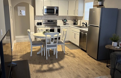 Eau Claire House | The Bungalow on State