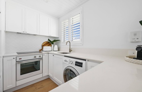 Sydney Apartment | The Bungalows Queen 7