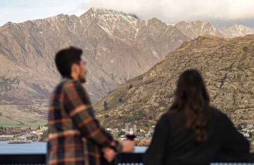 Queenstown Apartment | The Bunkers Penthouse-2 Bed