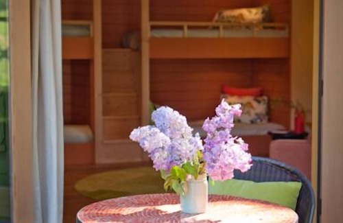 Ukiah Cottage | The Bunkhouse at Whispertree- Perfect for Families
