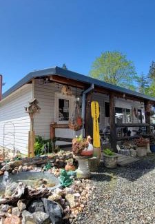 Nehalem Hotel | The Bunkhouse Motel