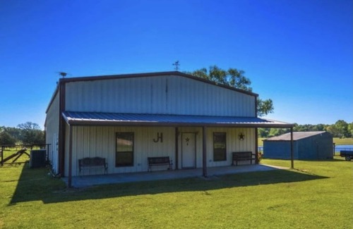 Larue House | The Bunkhouse