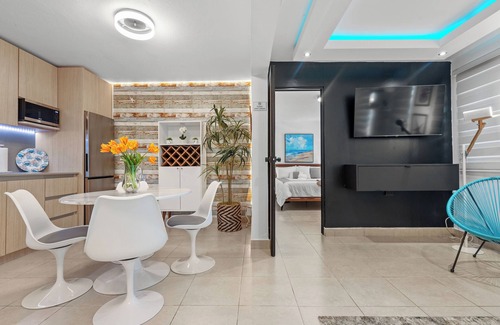 Ocean Park Apartment | THE BUOY
