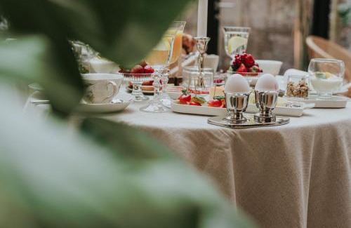 Historical Center Bruges Bed & Breakfast | The Burgundy - Boutique B&B