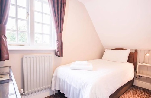 New Forest District Hotel | The Burley Inn