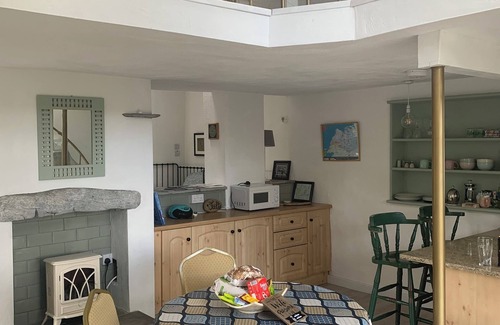 Kilkeedy House | The Burren Barn.nEdge of The Burren, adjacent to The Wild Atlantic Way!