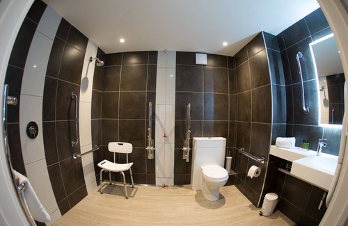 Kington Hotel | The Burton Hotel and Cloud Nine