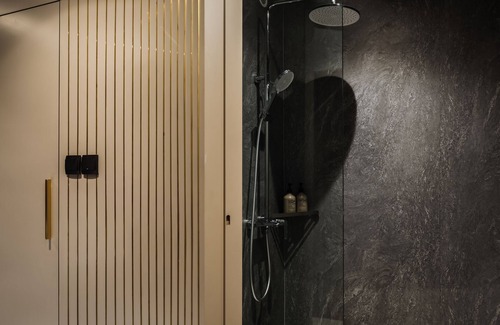 Changi Resort | The Bus Collective