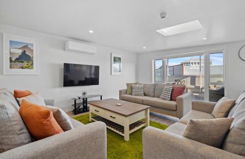 Martinborough House | The Butchers Loft - Martinborough Holiday Home