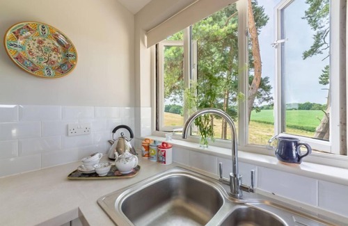 Ipswich Cottage | The Buttery, Freston