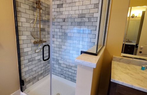 Granville Hotel | The Buxton Inn