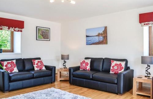 Castle Douglas House | The Byre - Camp Douglas - Cottage