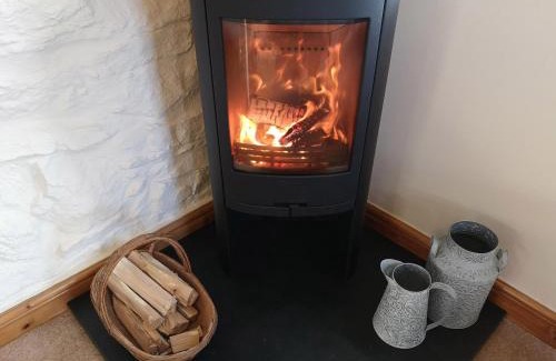 Rhosybol House | The Byre