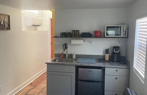 Fayetteville House | The C&O Caboose at Cantrell Station, Minutes to Fayetteville!
