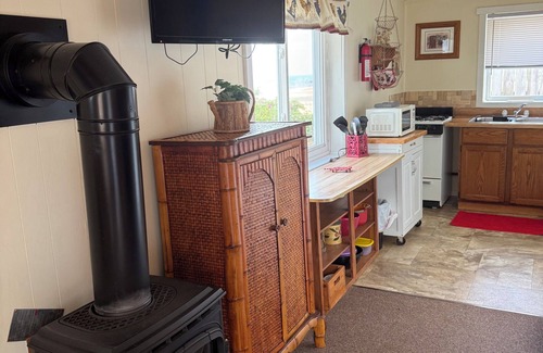 Oscoda Cabin | The Castaway Cottage