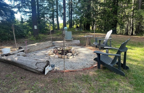 Clearwater County House | The Cabin at Cardiff Spur