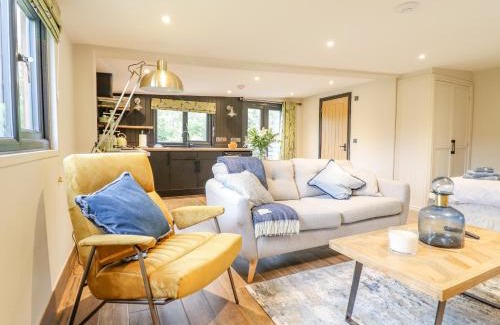 Glyndyfrdwy House | The Cabin at Evelyns Retreat