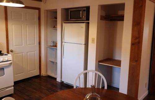 Newcomb Apartment | The Cabin at GoodSoil Farm