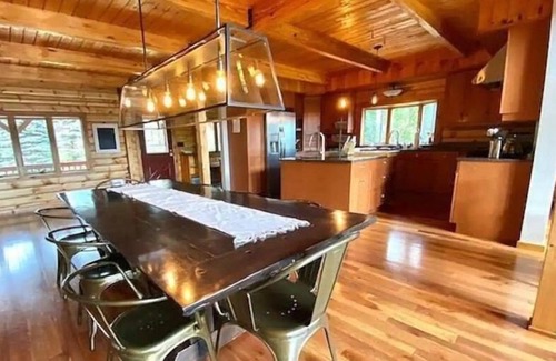 Prattsville House | The Cabin Escape to Luxury, Privacy and Views