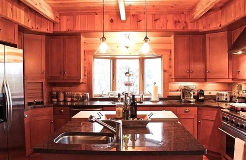 Prattsville House | The Cabin Escape to Luxury, Privacy and Views