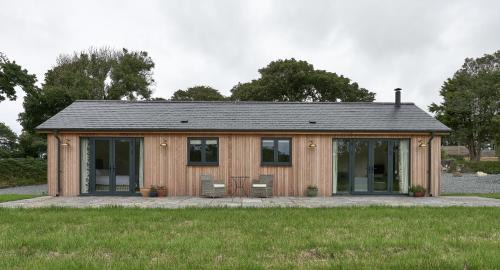 St Brides House | The Cabin